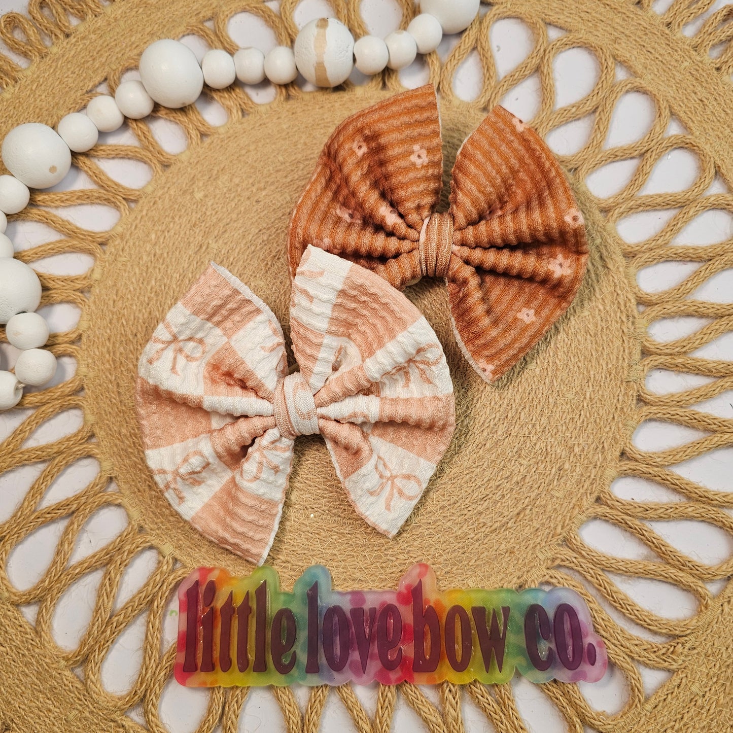 Wavy checked bows