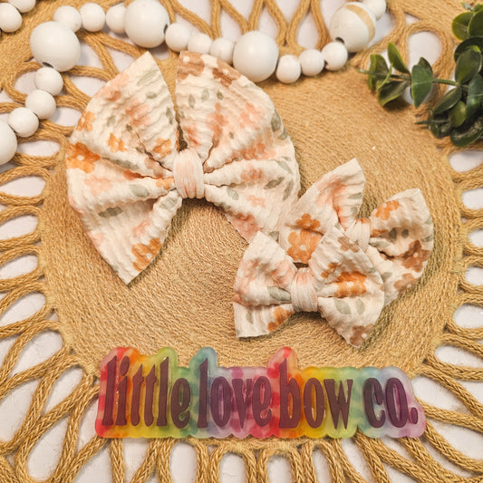 Wavy Boho Flowers
