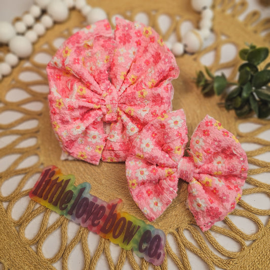 Hot pink Ruffle lace flowers