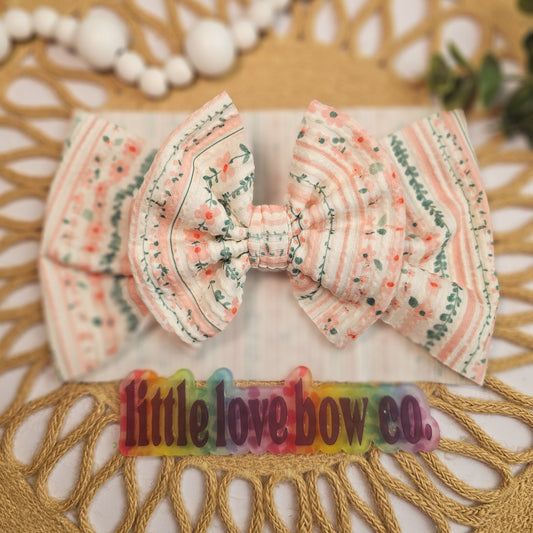Wavy striped floral