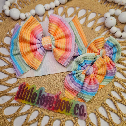 Rainbow Wavy Rib