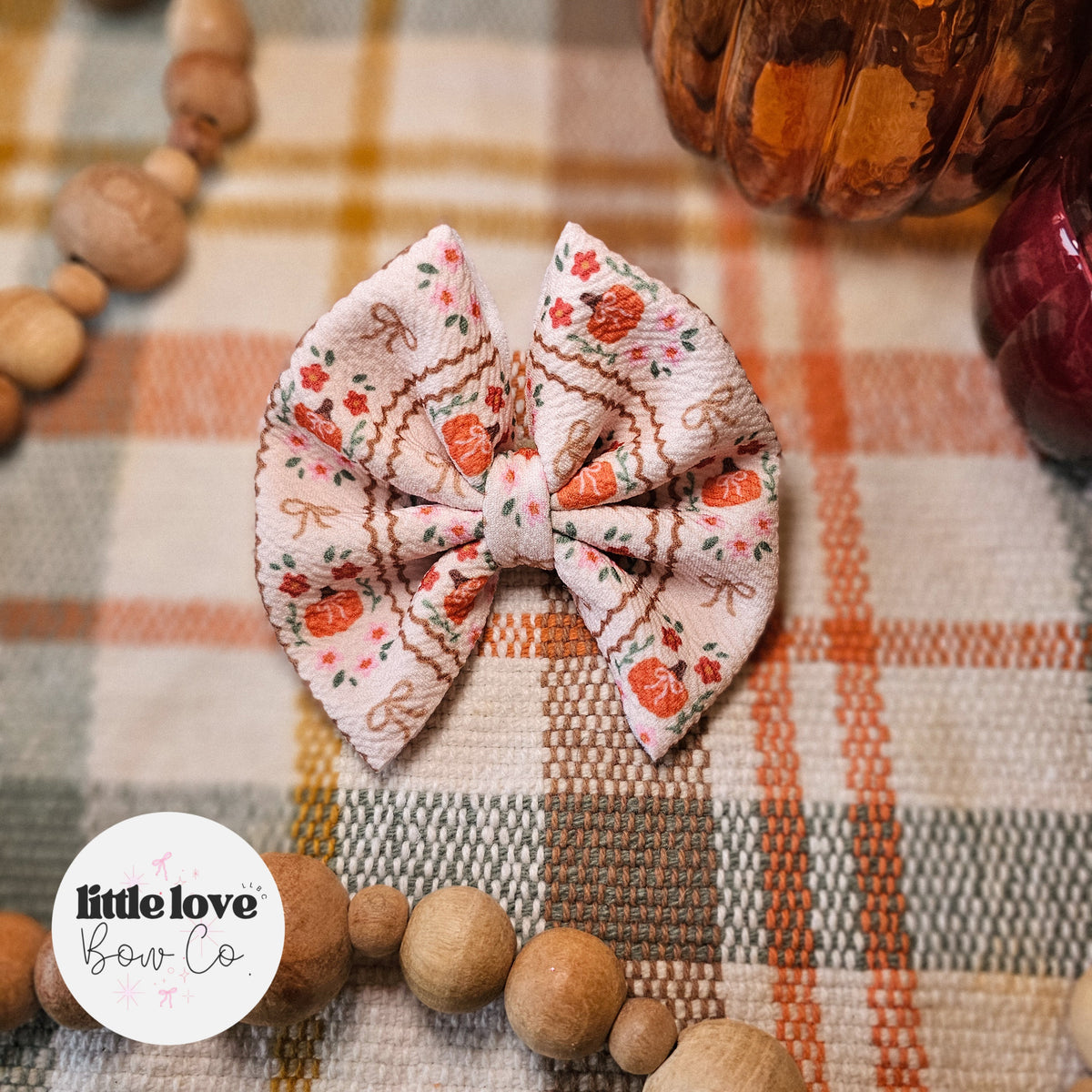 Scalloped Pumpkin Stripes